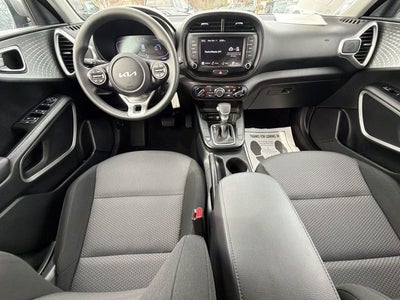 2024 Kia Soul LX
