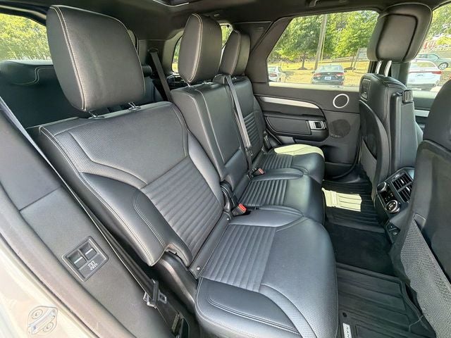 2023 Land Rover Discovery S R-Dynamic