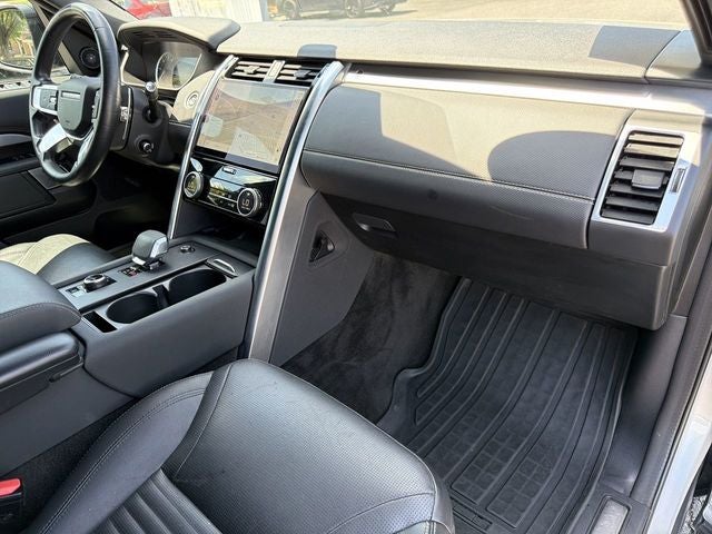 2023 Land Rover Discovery S R-Dynamic